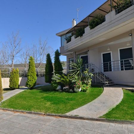 Villa Constangie Marathón Dış mekan fotoğraf