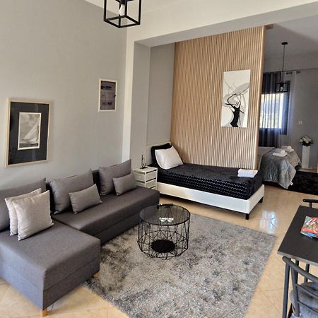 Villa Constangie Marathón Dış mekan fotoğraf