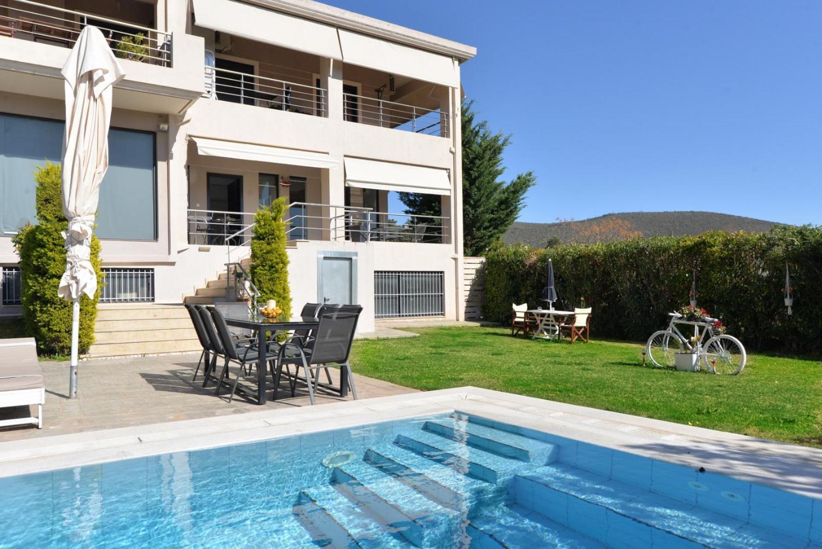Villa Constangie Marathón Dış mekan fotoğraf